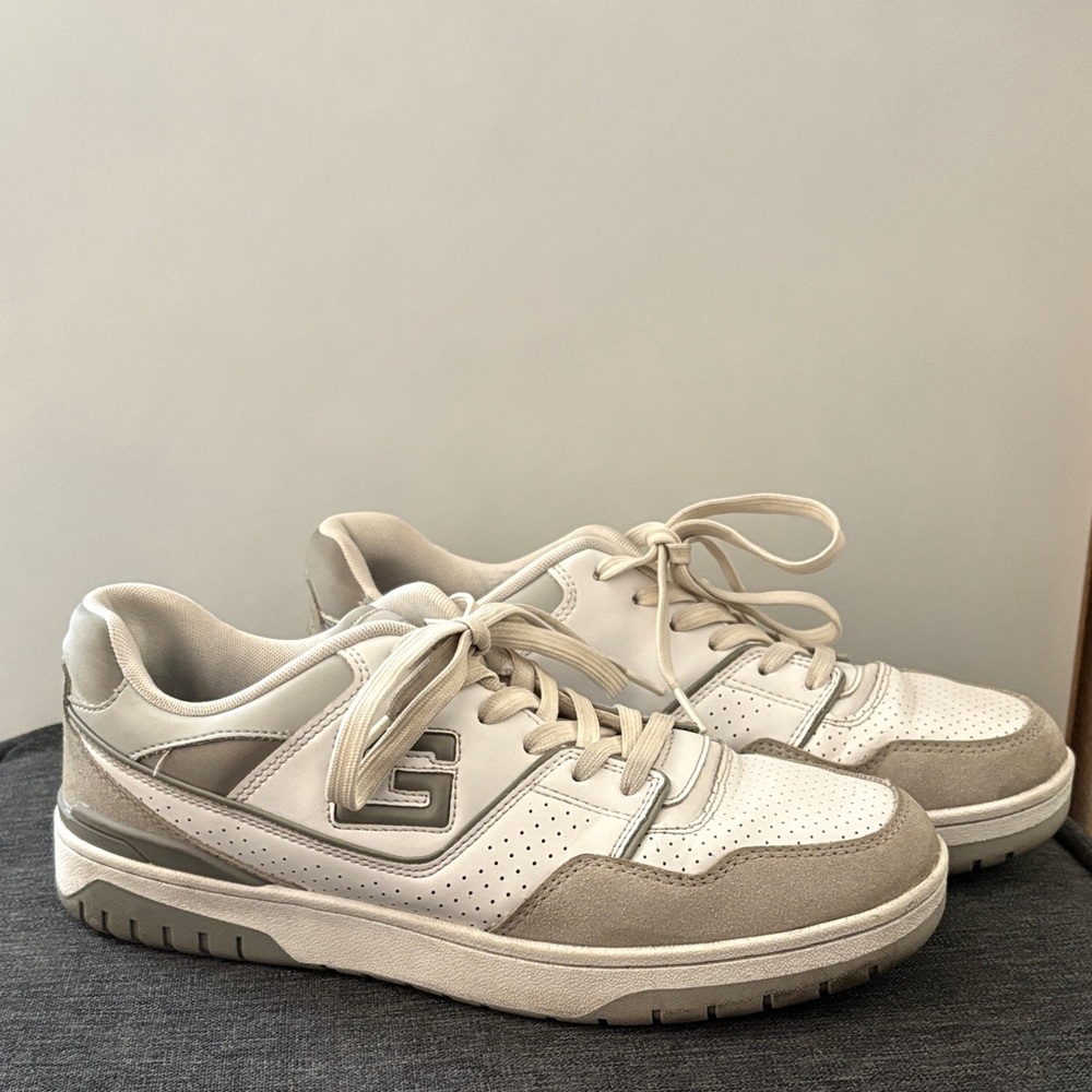 Guess Cream and Gray Casual Sneakers